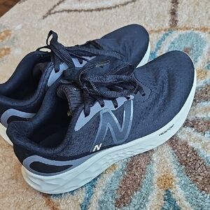 New Balance Fresh Foam Shoes Size 8